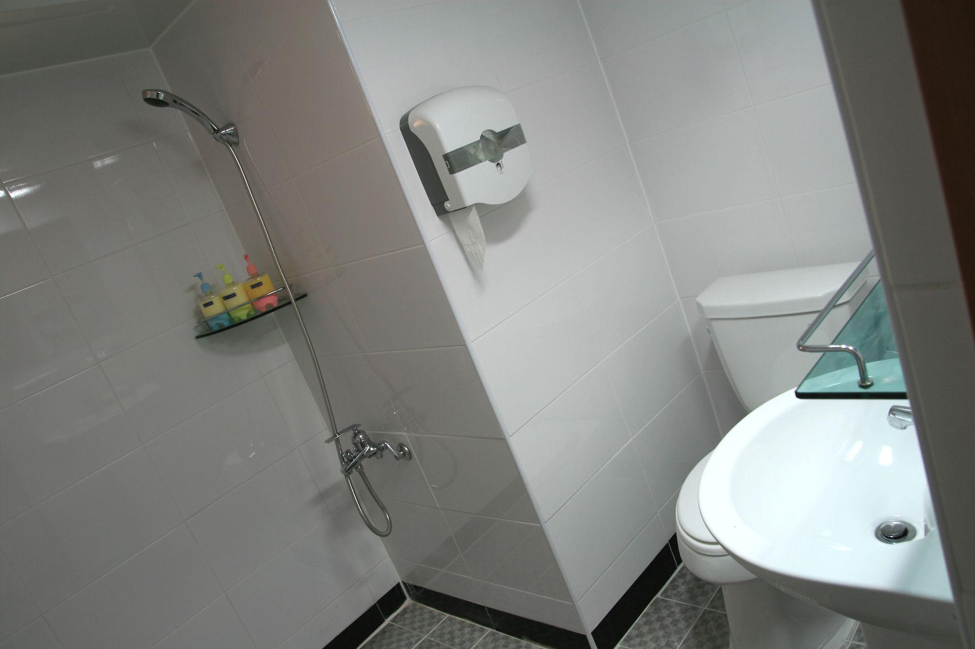 New Gwangju Guesthouse Gwangju Metropolitan City Extérieur photo